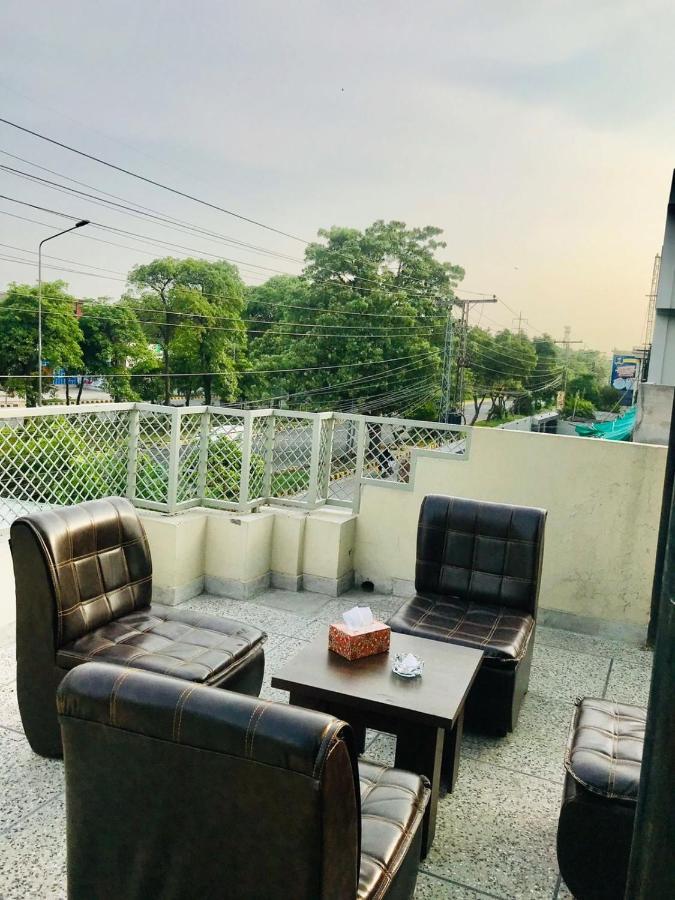 Hotel Rose Inn Lahore Exterior photo